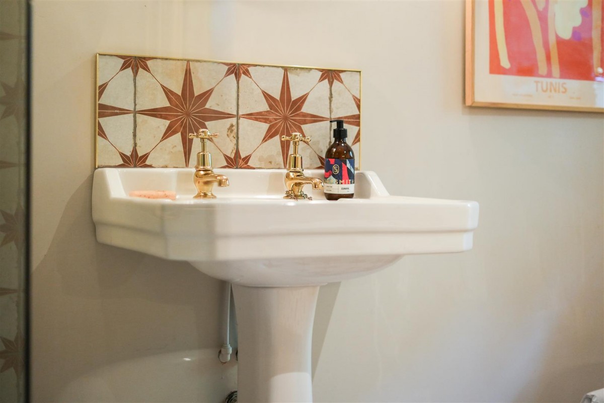 Jordanthorpe Farm, Bochum Parkway Sheffield, S8 8JR