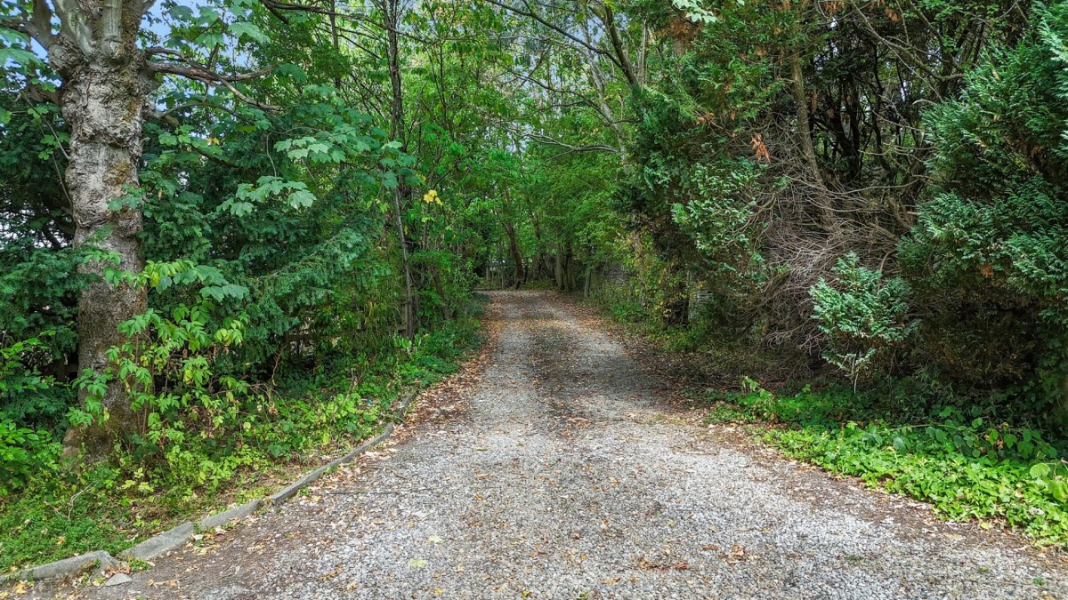 Jordanthorpe Farm, Bochum Parkway Sheffield, S8 8JR