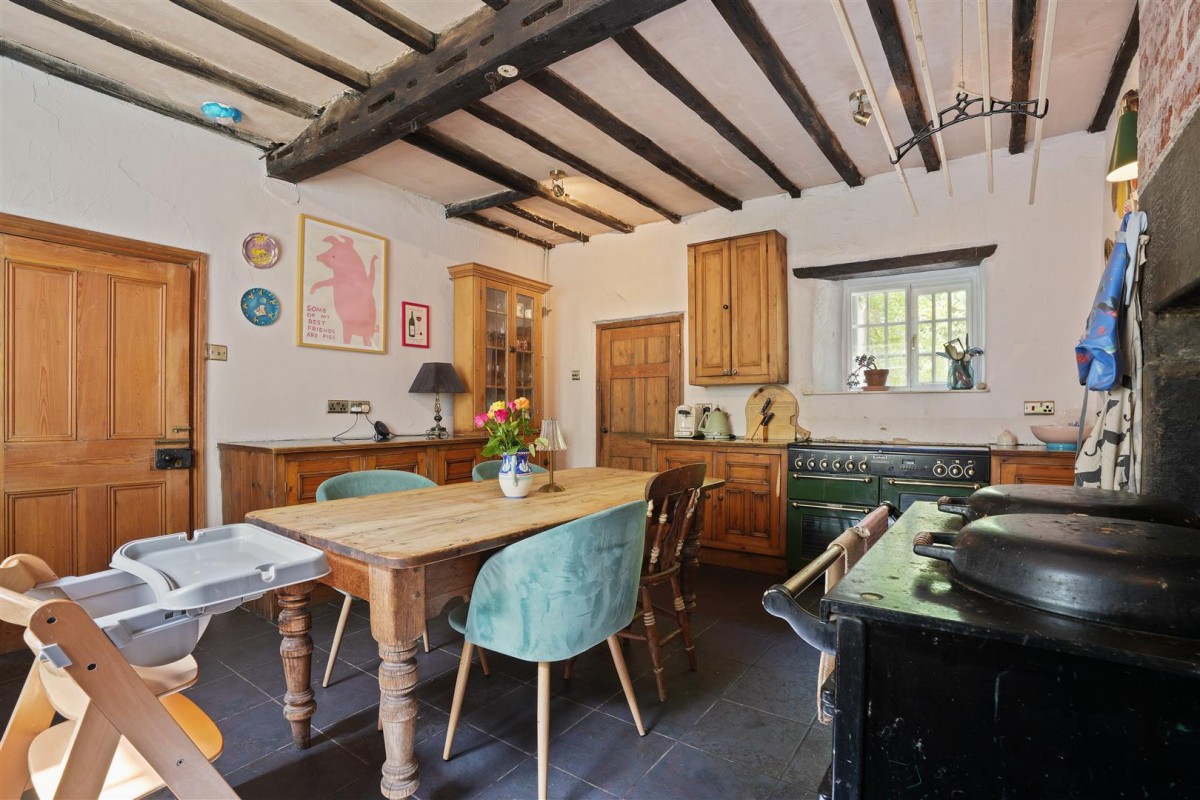 Jordanthorpe Farm, Bochum Parkway Sheffield, S8 8JR