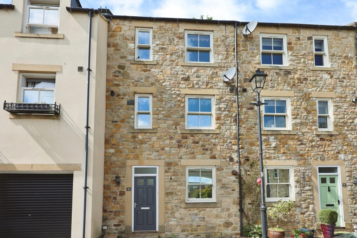 St. Annes Drive, Wolsingham, Bishop Auckland, DL13 3DG