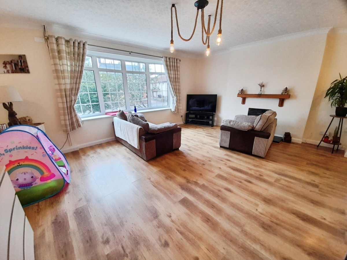 High Street, Blyton, Gainsborough, DN21 3JX