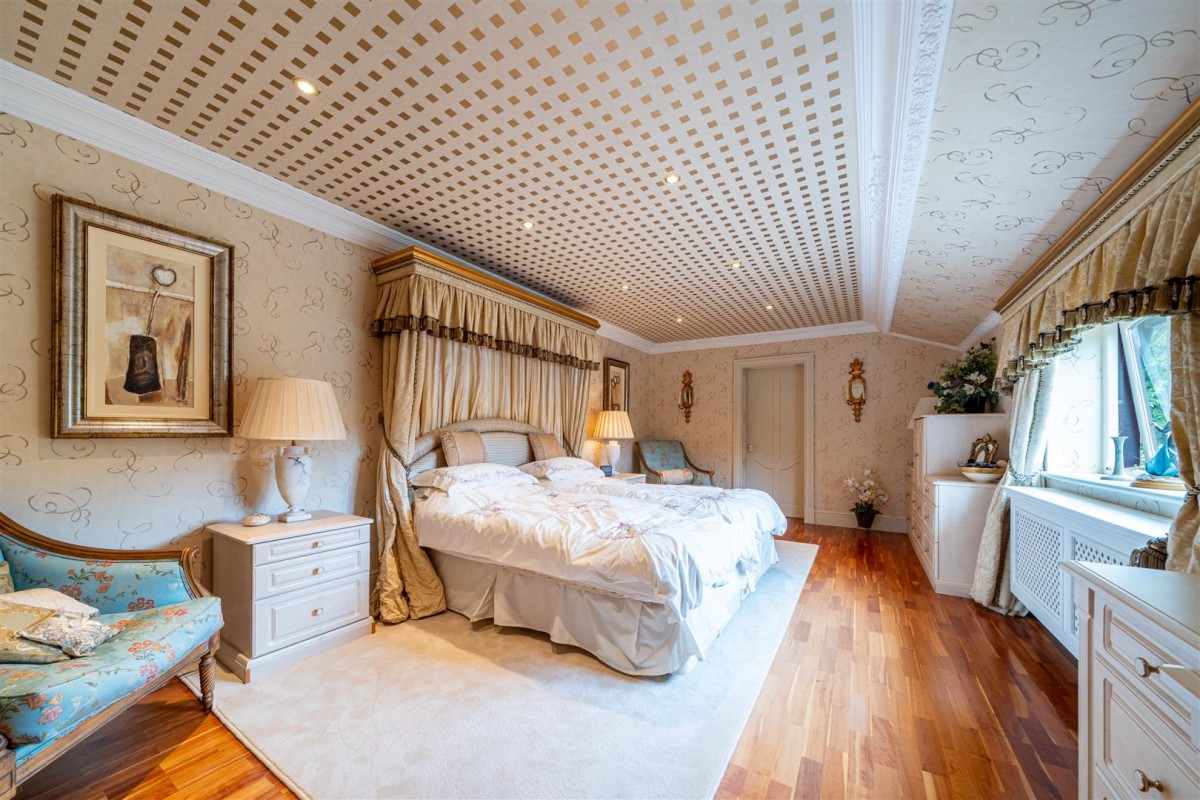 Castlecroft, Sheepwash Lane, Wolverley, DY11 5SE