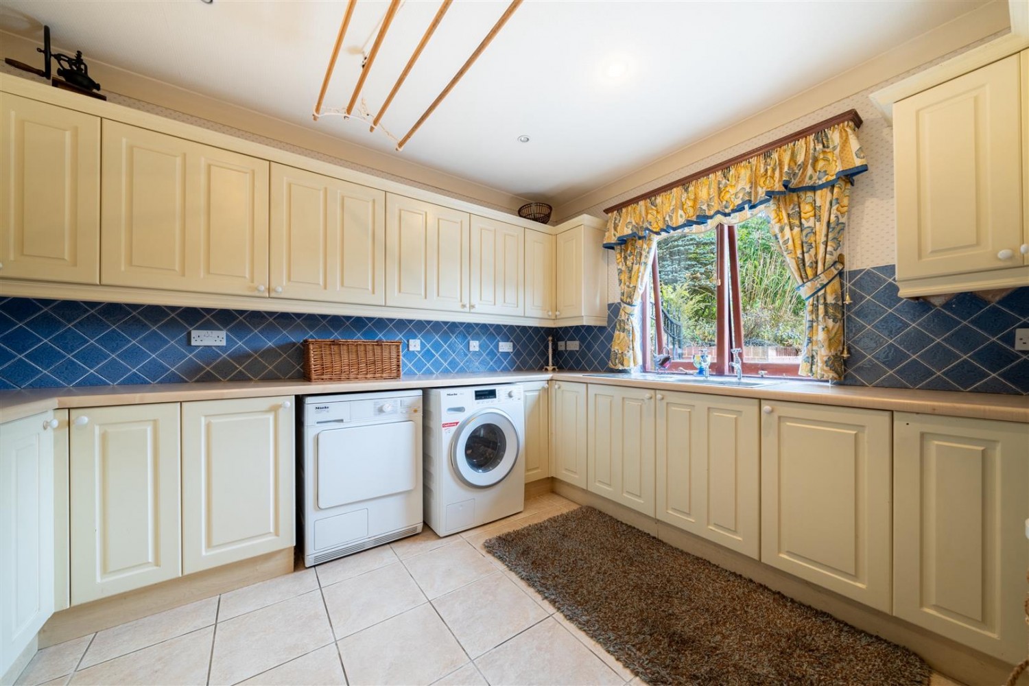 Castlecroft, Sheepwash Lane, Wolverley, DY11 5SE