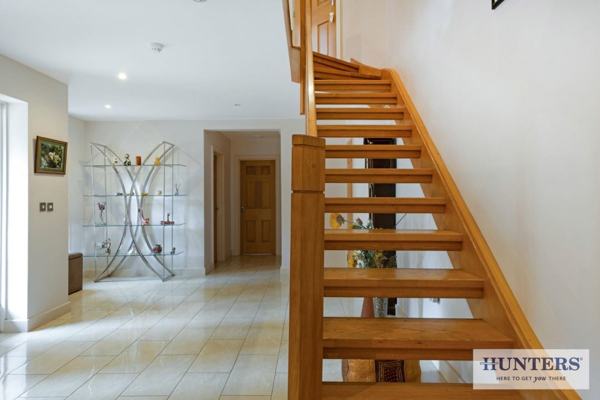 Esholt Avenue, Guiseley, Leeds