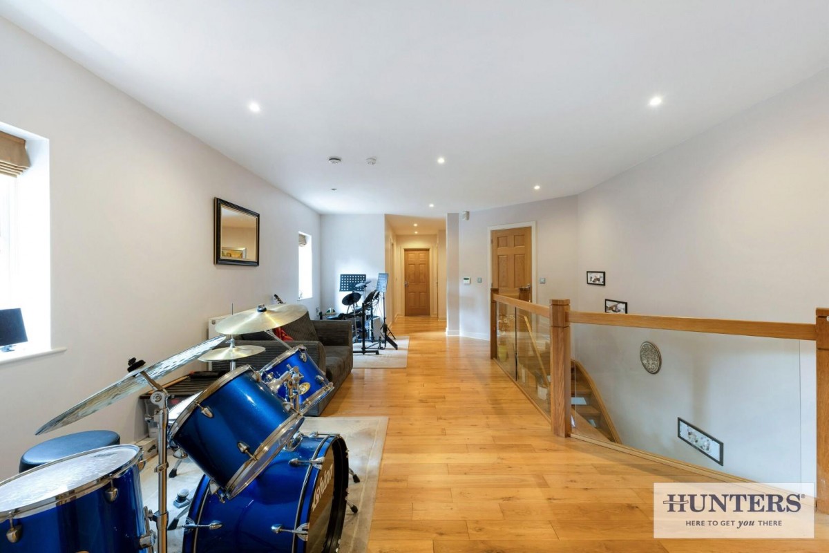 Esholt Avenue, Guiseley, Leeds