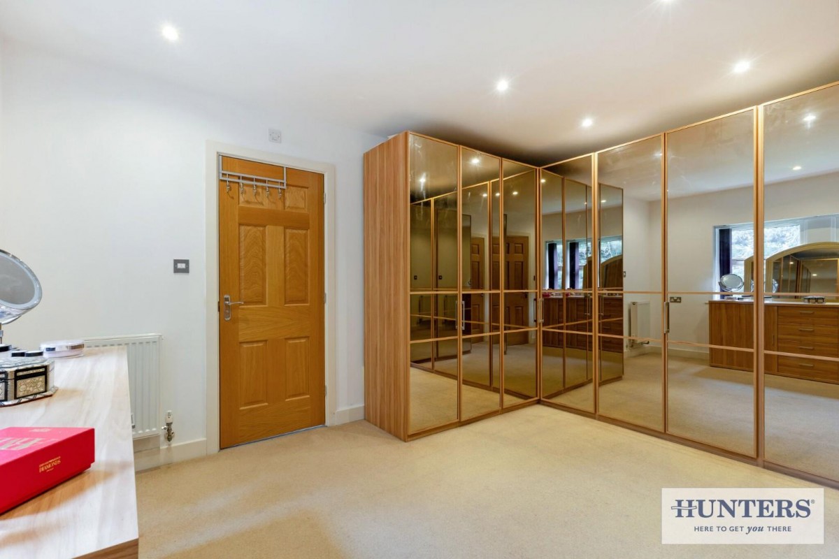 Esholt Avenue, Guiseley, Leeds