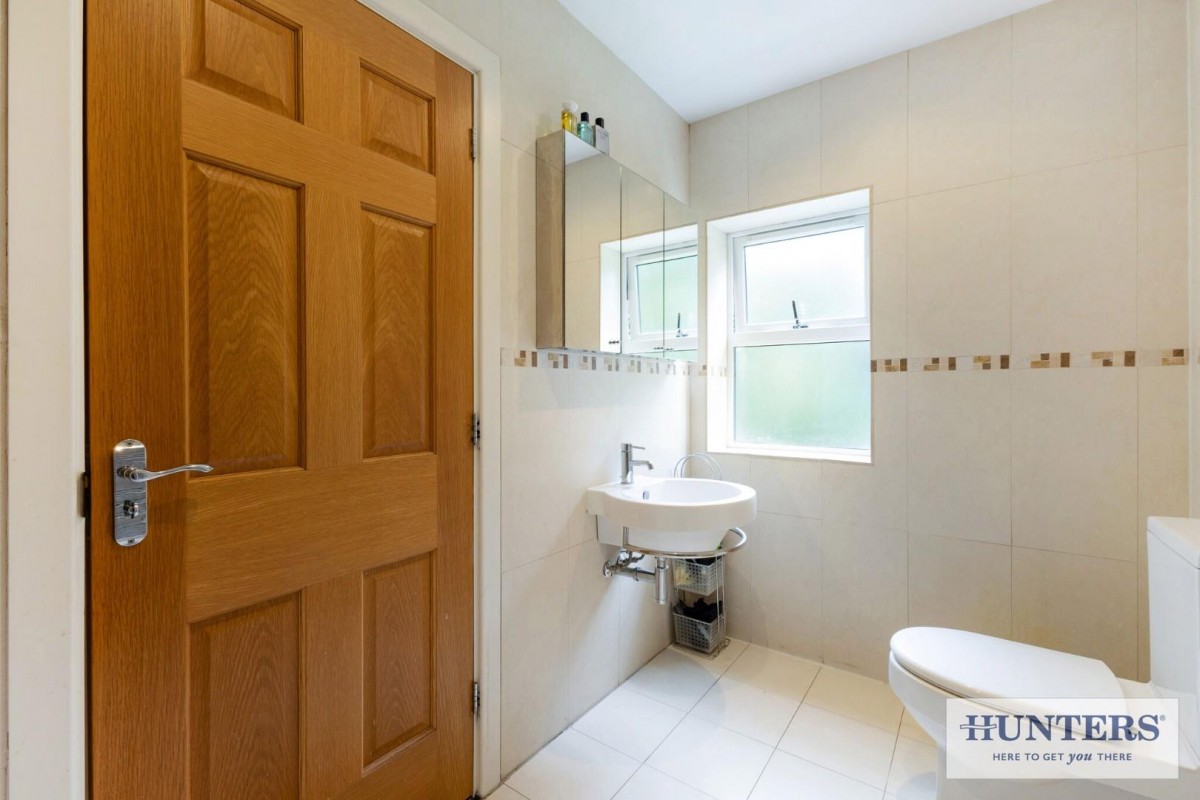 Esholt Avenue, Guiseley, Leeds