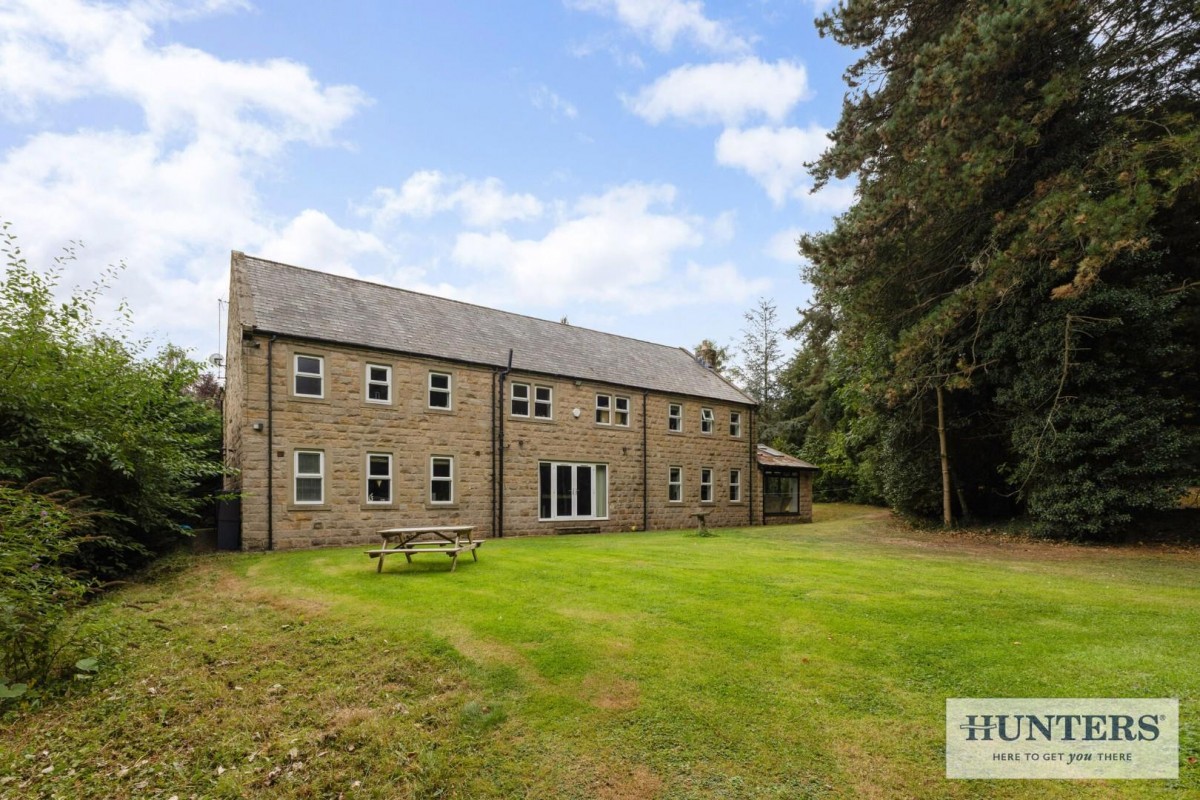 Esholt Avenue, Guiseley, Leeds