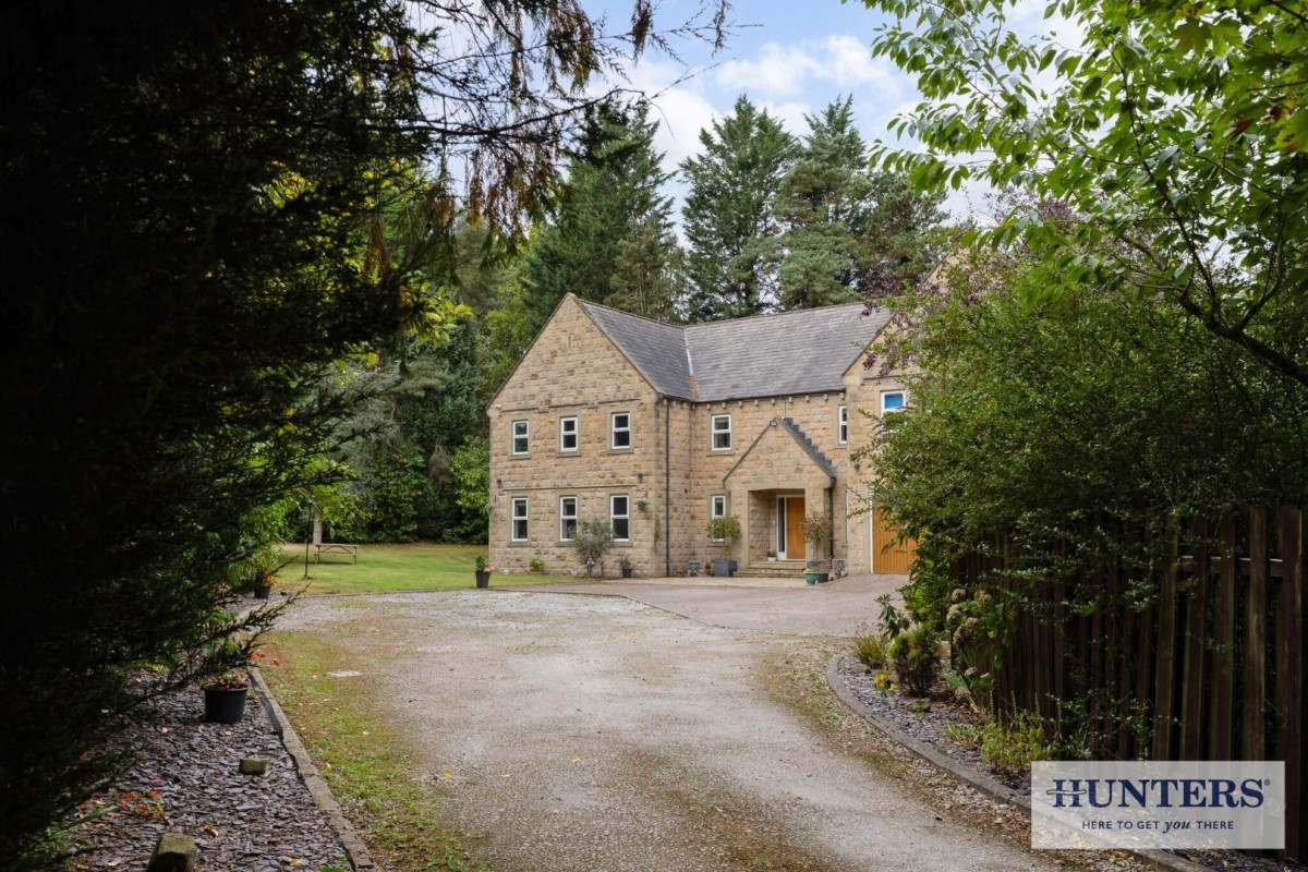 Esholt Avenue, Guiseley, Leeds