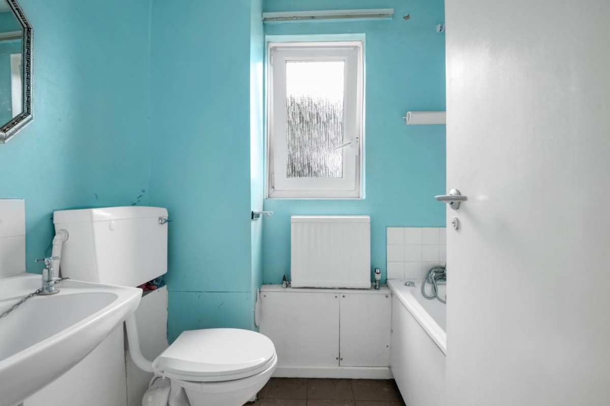 Nevill Road, London, N16