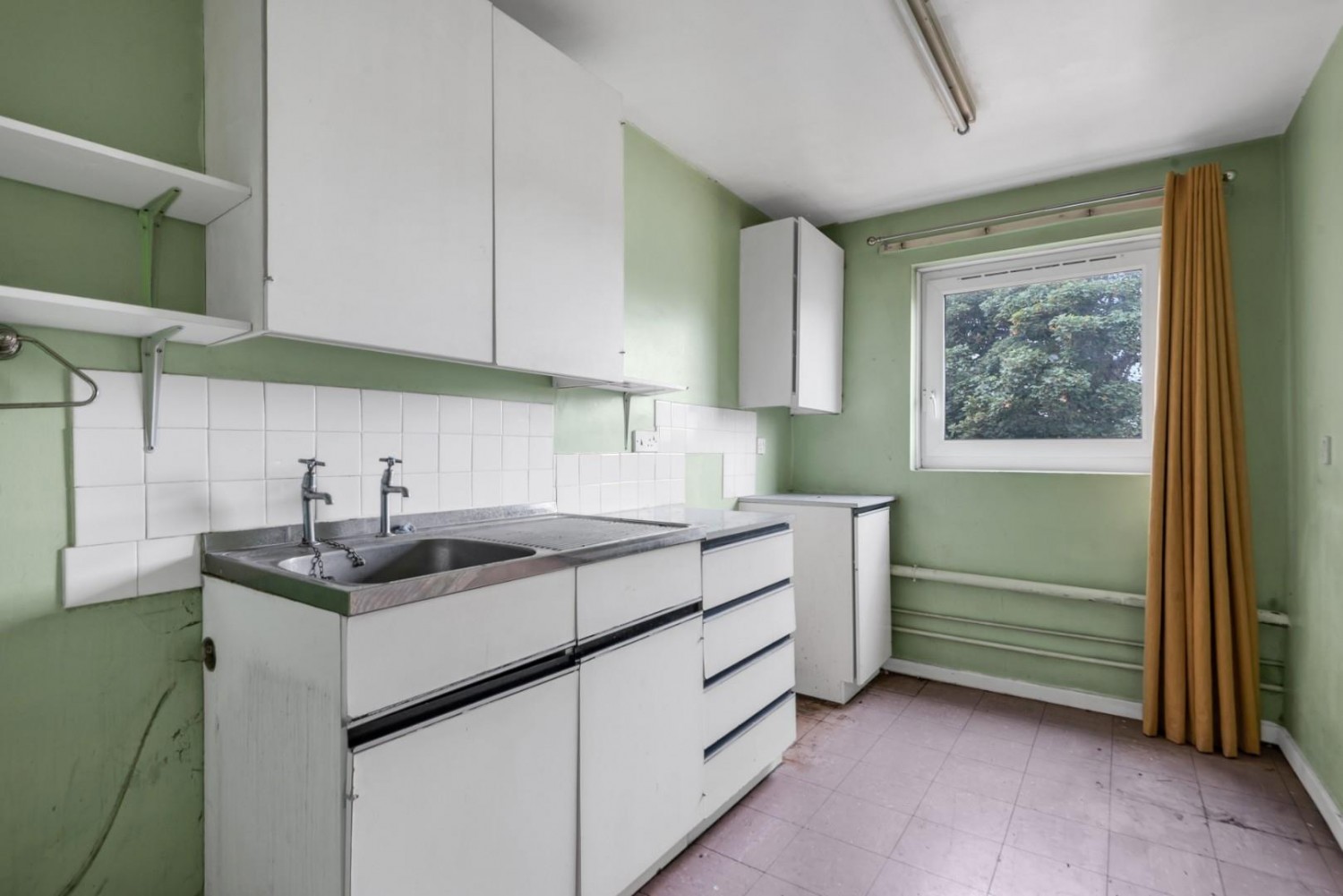 Nevill Road, London, N16