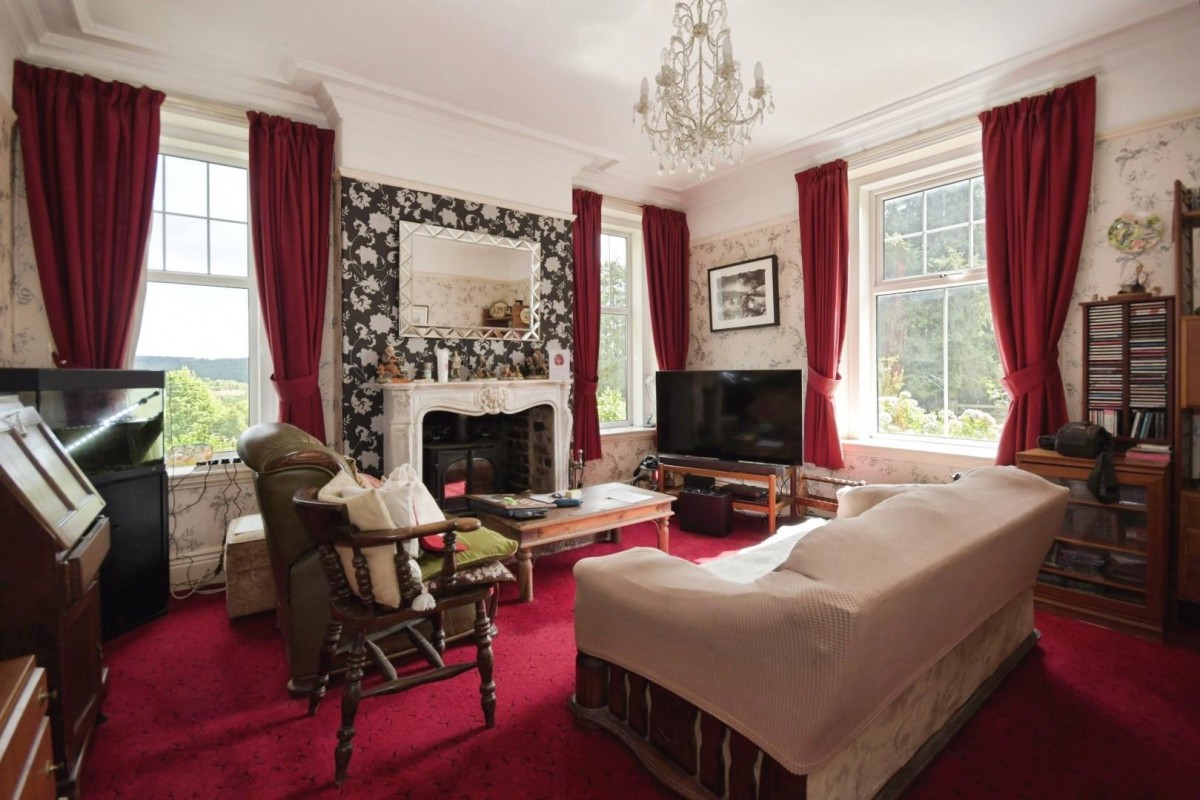 Thornhurst, Thorn House Lane, Wharncliffe Side, S35