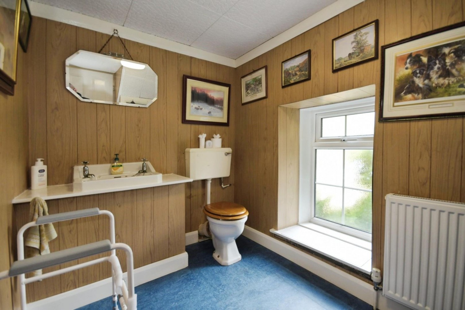 Thornhurst, Thorn House Lane, Wharncliffe Side, S35