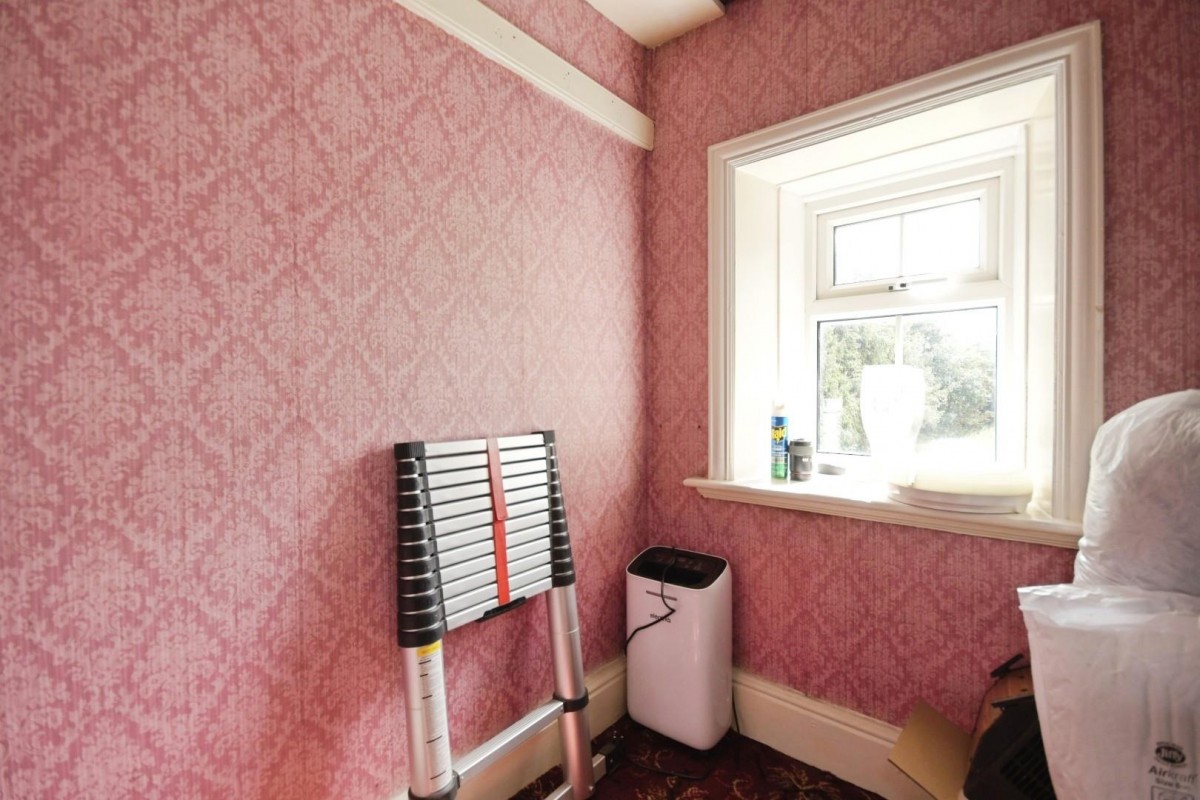 Thornhurst, Thorn House Lane, Wharncliffe Side, S35