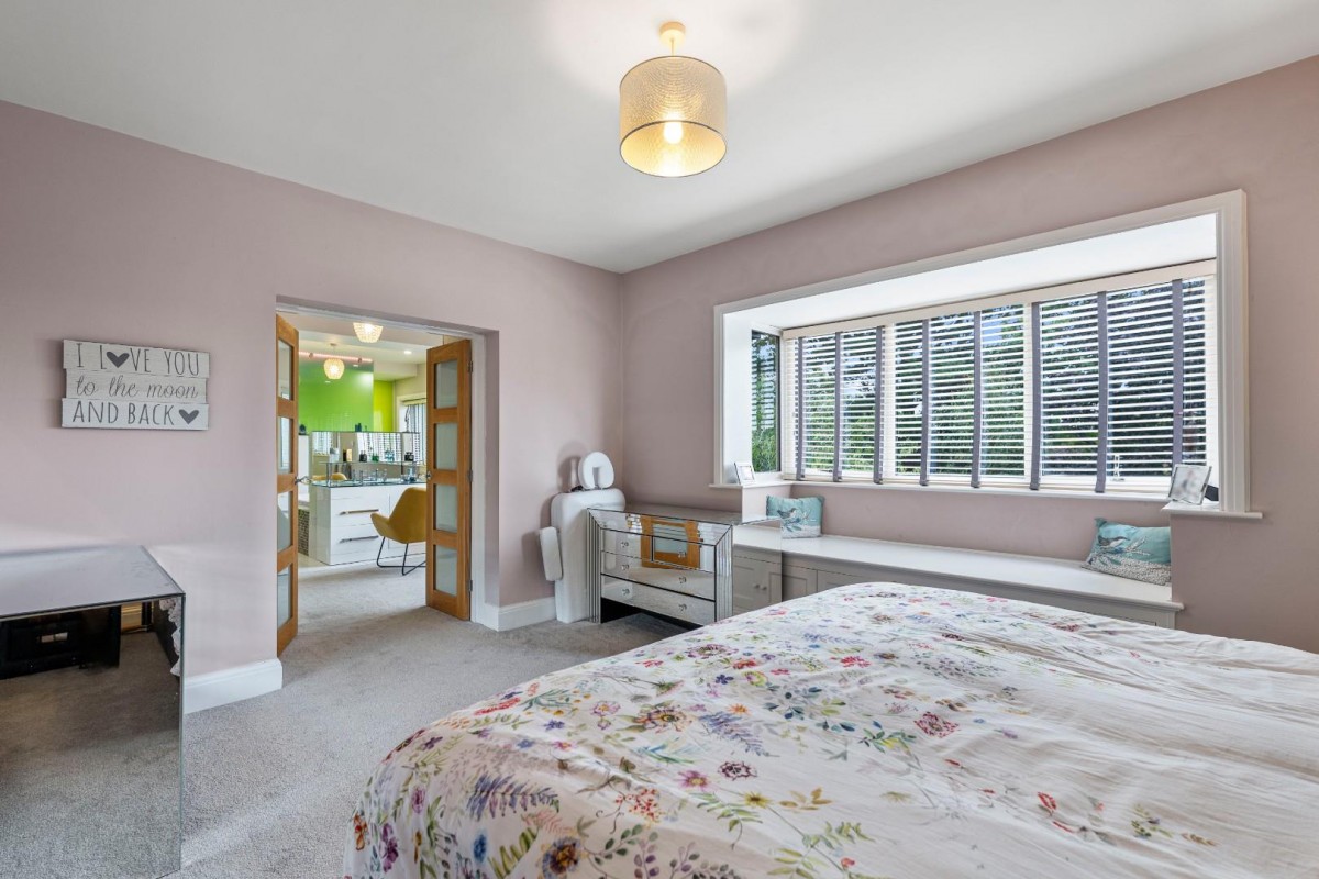 St. Johns Road, Newbold, Chesterfield, S41 8PE