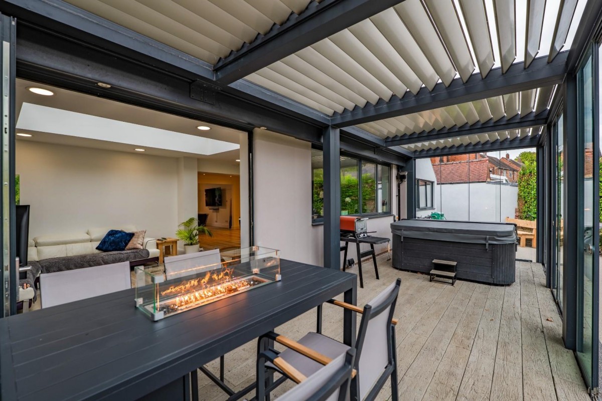 St. Johns Road, Newbold, Chesterfield, S41 8PE