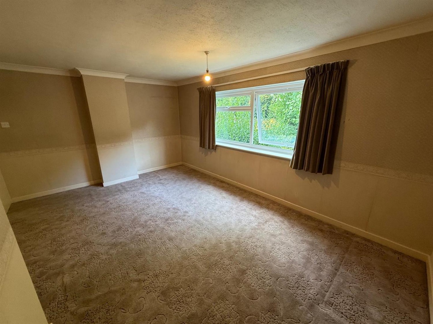 Penfields Road, Stourbridge, DY8 4LB