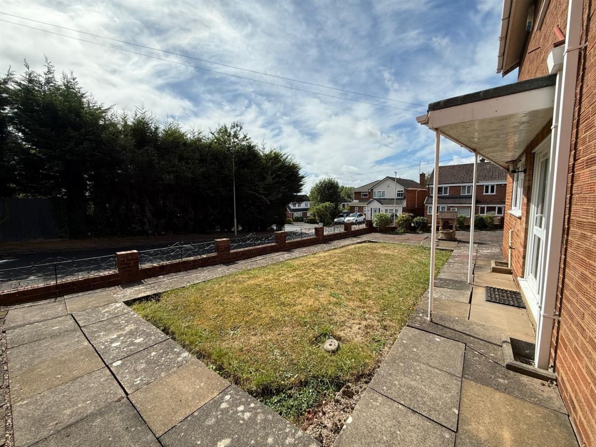 Penfields Road, Stourbridge, DY8 4LB