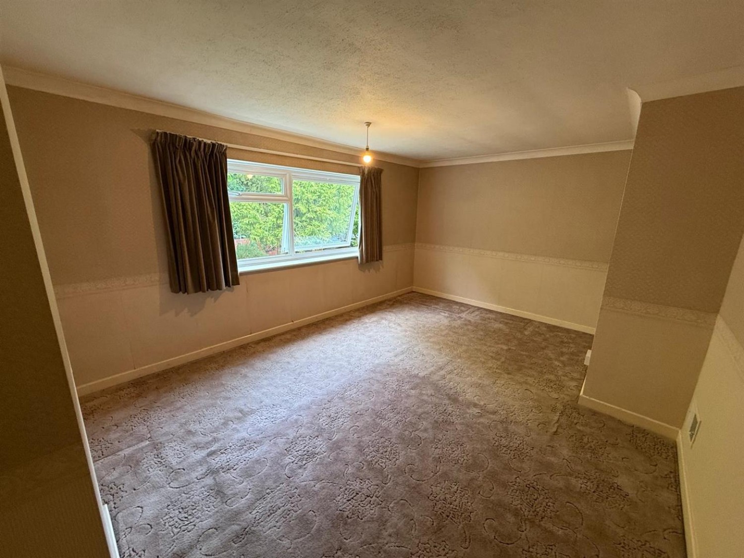 Penfields Road, Stourbridge, DY8 4LB