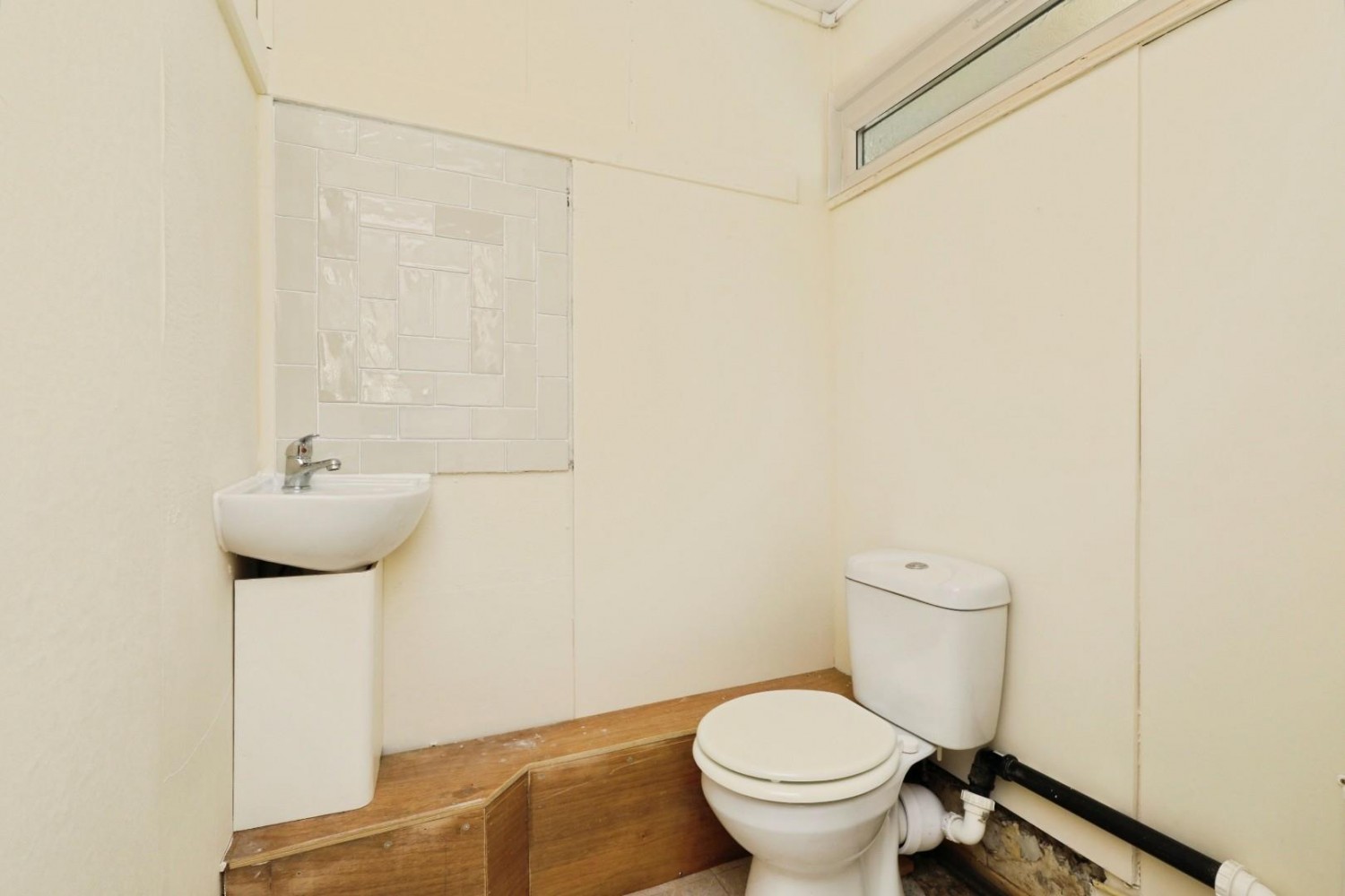 White Thorns Drive, Batemoor, Sheffield, S8 8ET