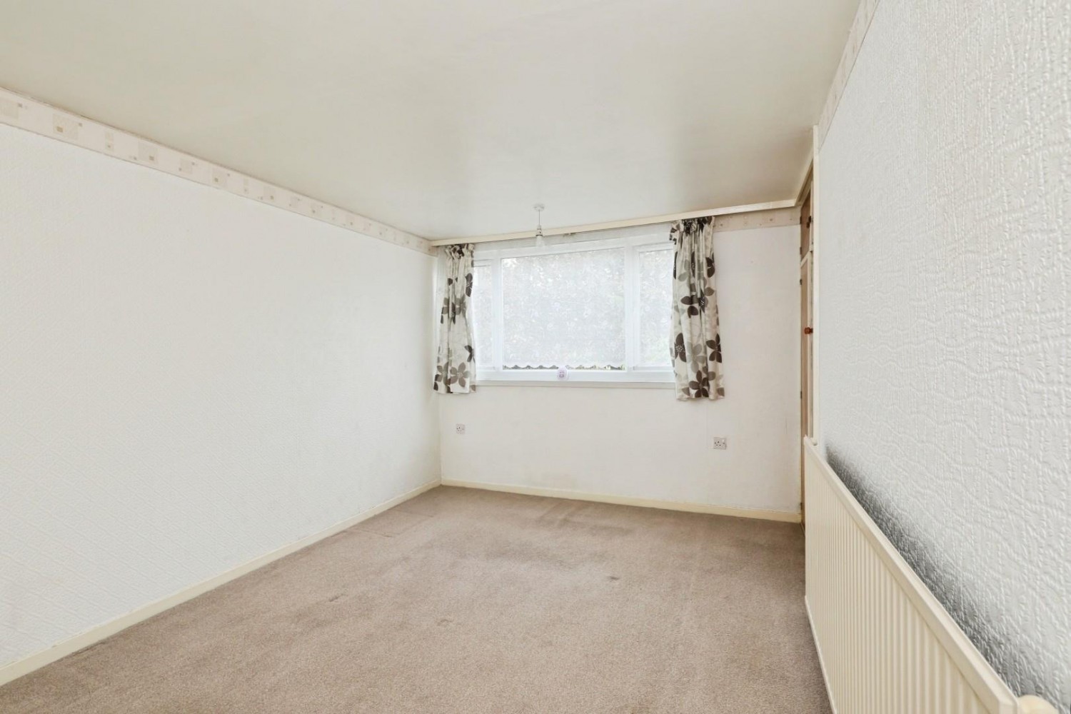 White Thorns Drive, Batemoor, Sheffield, S8 8ET