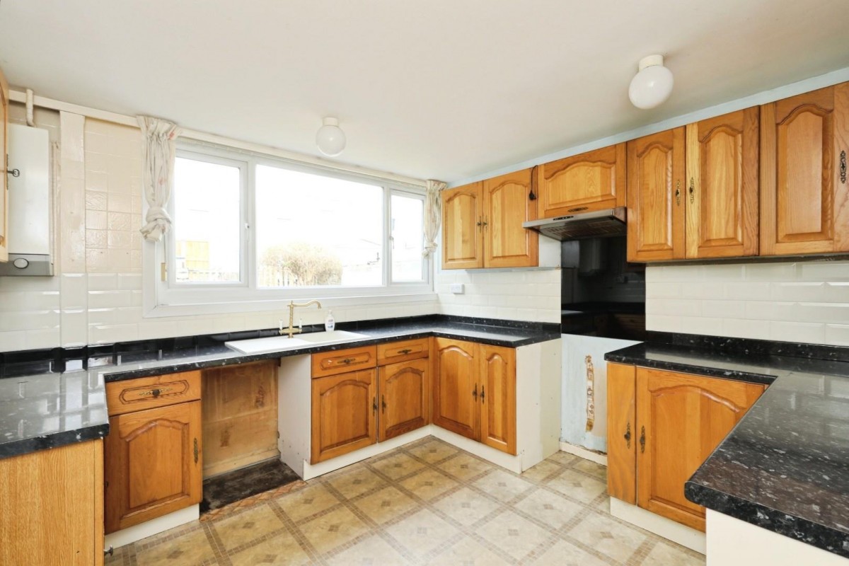 White Thorns Drive, Batemoor, Sheffield, S8 8ET