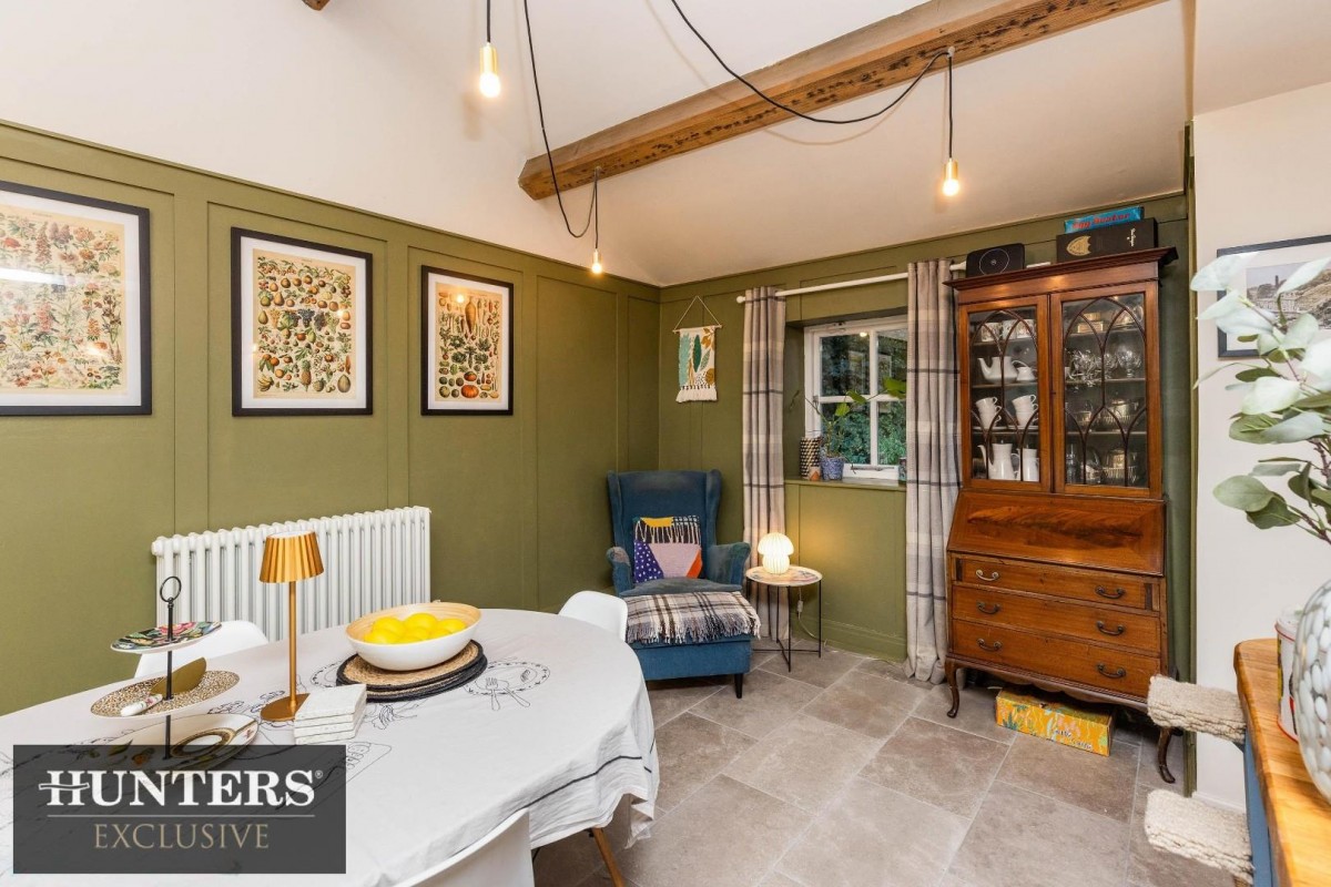 Dye Royd Barn, Headley Lane Thornton, Bradford, West Yorkshire, BD13 3LX