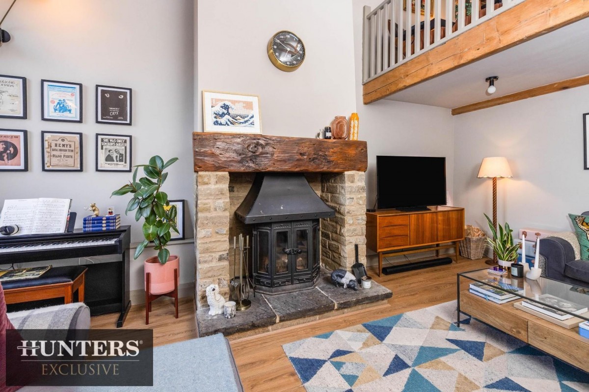 Dye Royd Barn, Headley Lane Thornton, Bradford, West Yorkshire, BD13 3LX