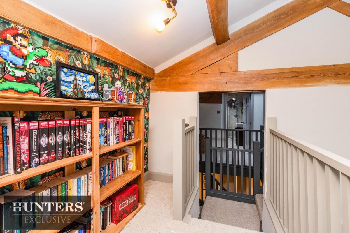 Dye Royd Barn, Headley Lane Thornton, Bradford, West Yorkshire, BD13 3LX