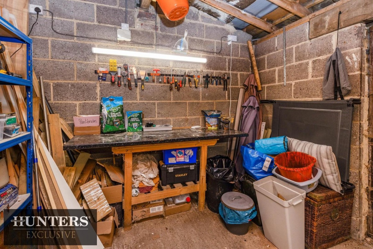 Dye Royd Barn, Headley Lane Thornton, Bradford, West Yorkshire, BD13 3LX