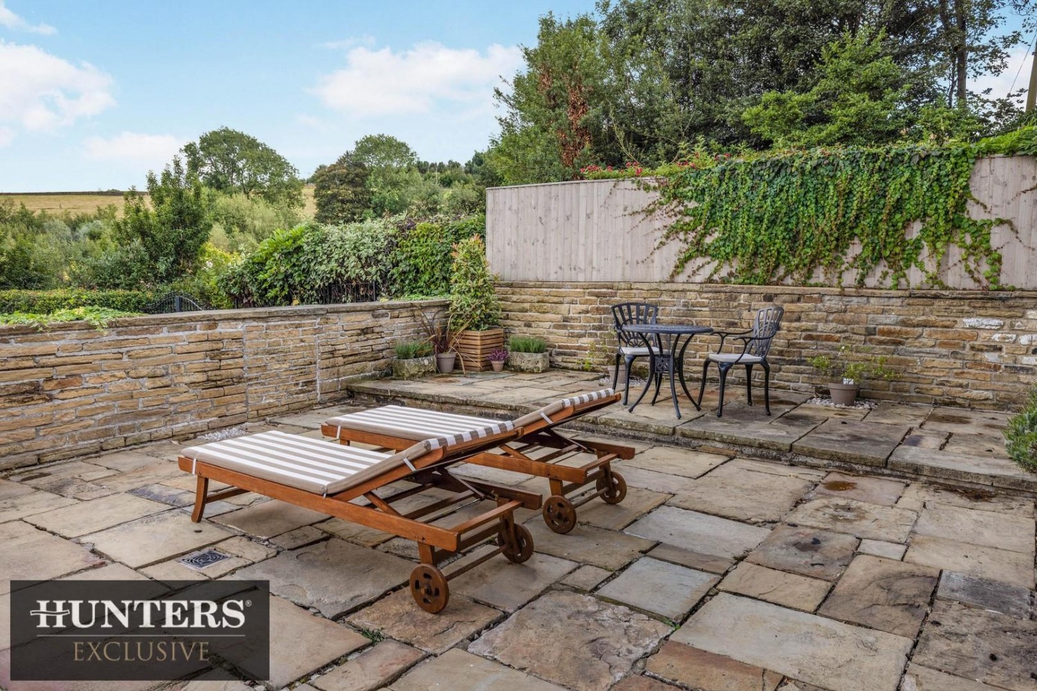 Dye Royd Barn, Headley Lane Thornton, Bradford, West Yorkshire, BD13 3LX