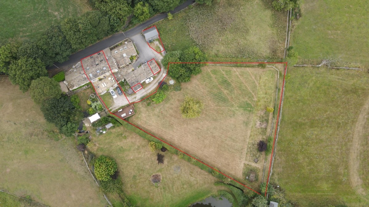 Dye Royd Barn, Headley Lane Thornton, Bradford, West Yorkshire, BD13 3LX