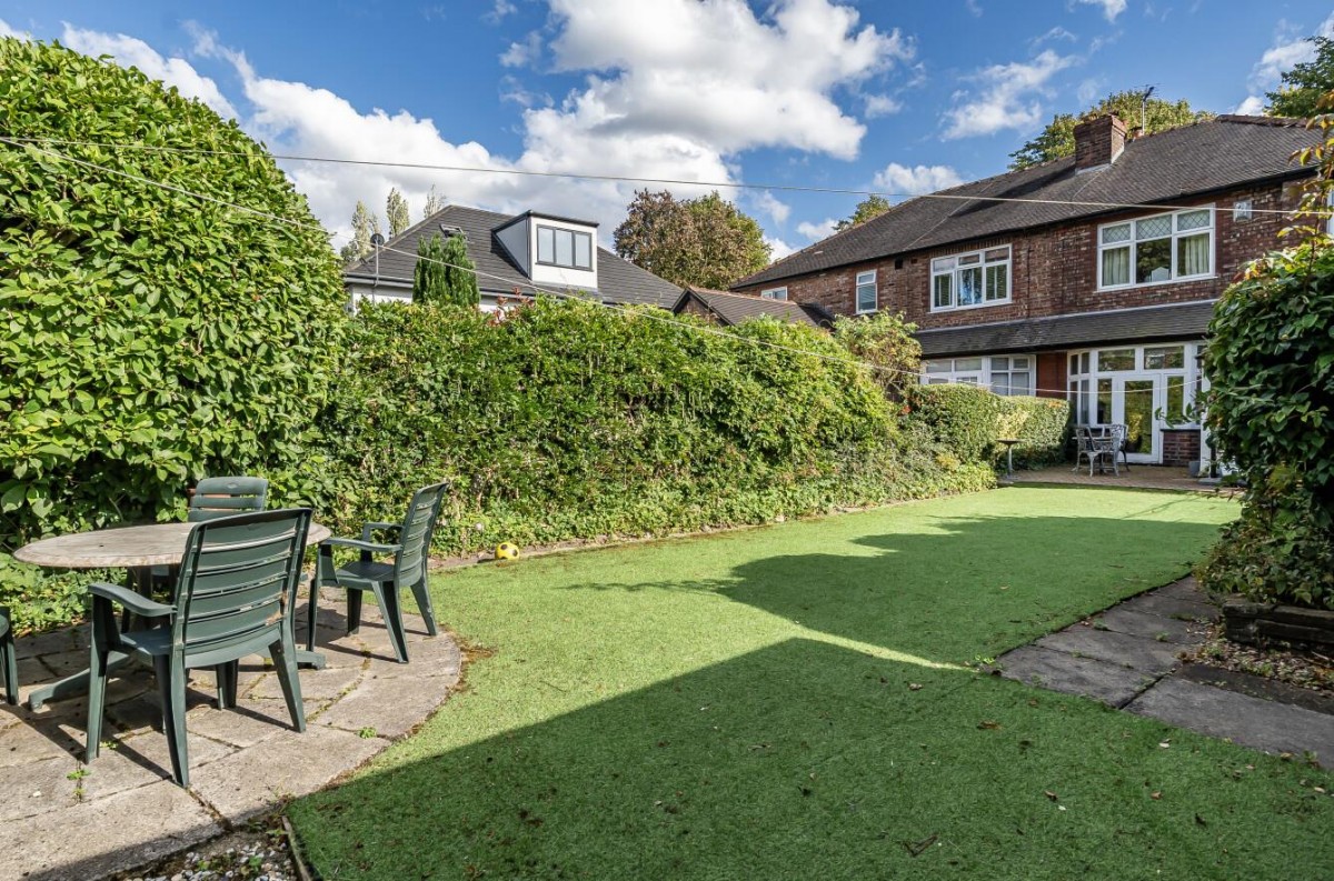 Kempnough Hall Road, Worsley