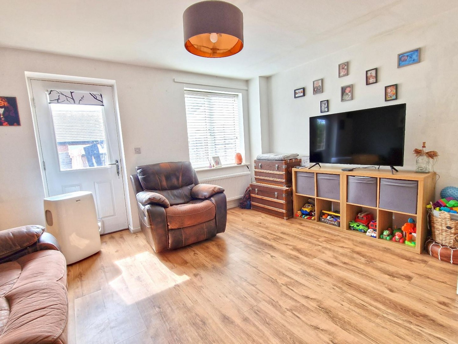 Honeysuckle Way, Ambrosden, Bicester