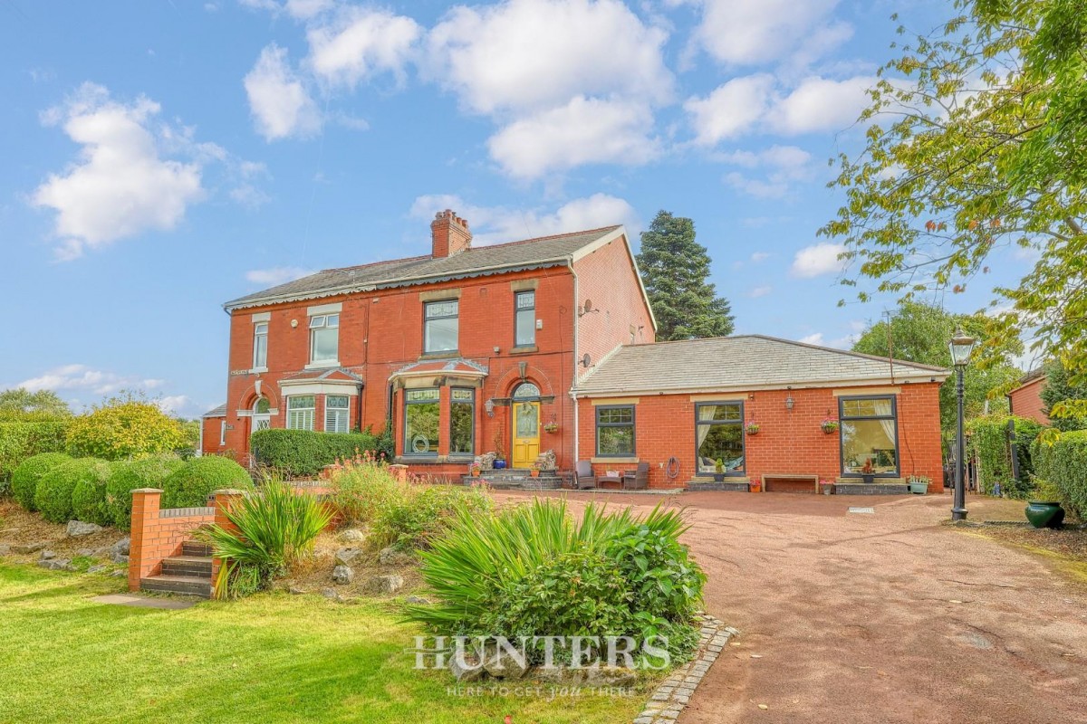 Clifton Road, Middleton, Manchester