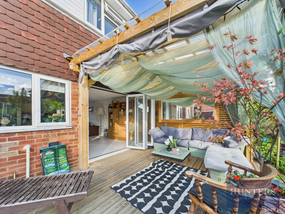 Fernleigh Crescent, Up Hatherley