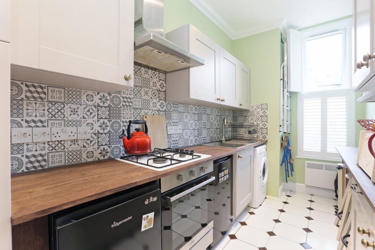 Hurstbourne Road, Honor Oak, SE23