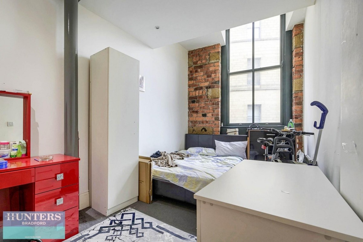 Albion House, 4 Hick Street Bradford, BD1 5AW