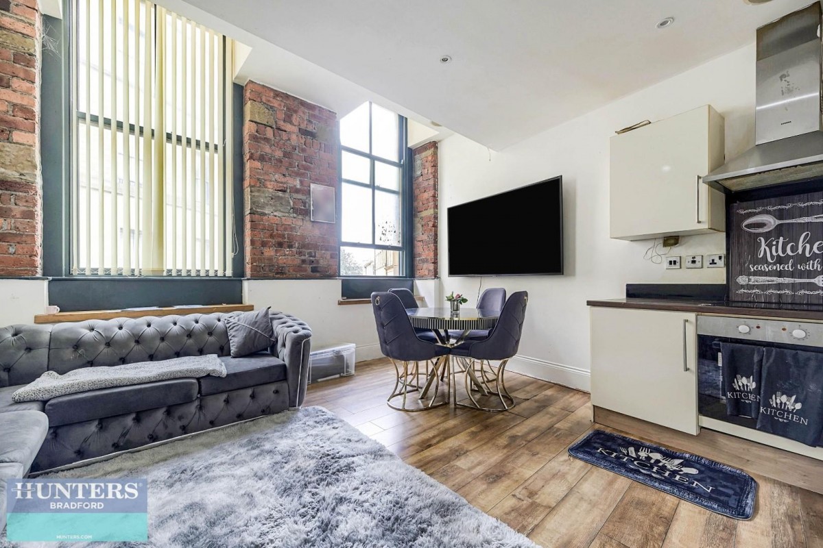 Albion House, 4 Hick Street Bradford, BD1 5AW