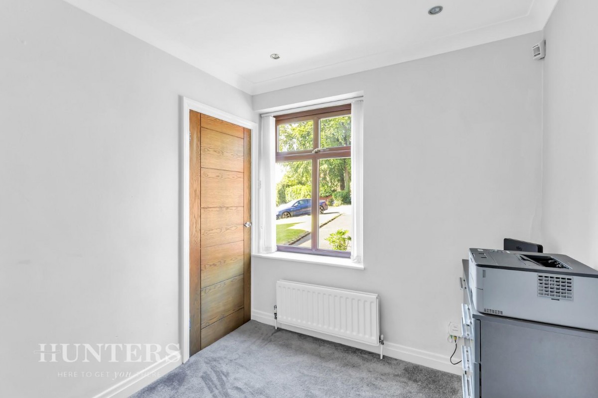 Packwood Chase, Chadderton, Oldham