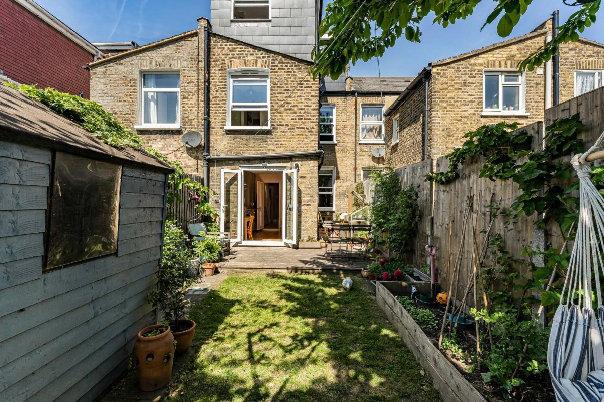 Sutton Court Road, Plaistow, London, E13 9NS