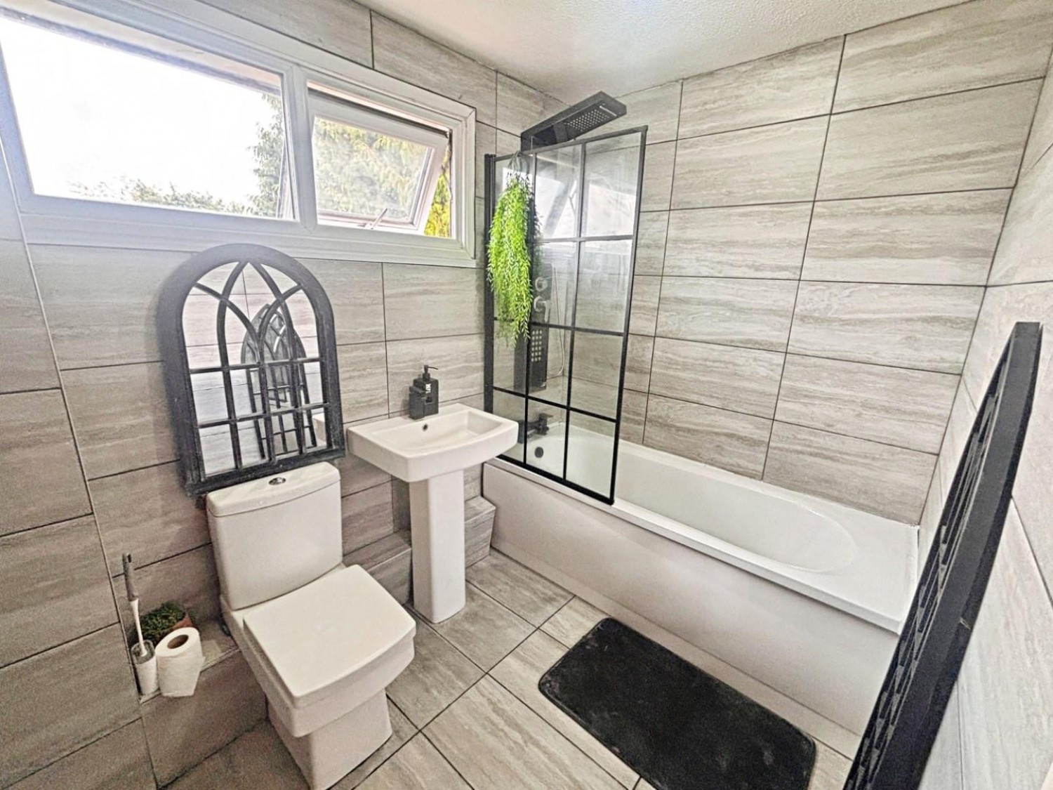 Mallory Road, Bishops Tachbrook, Leamington Spa