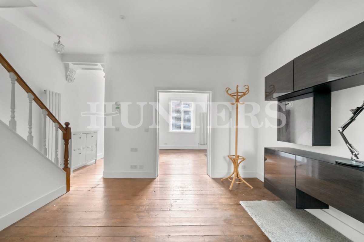 Baronet Grove, London, N17