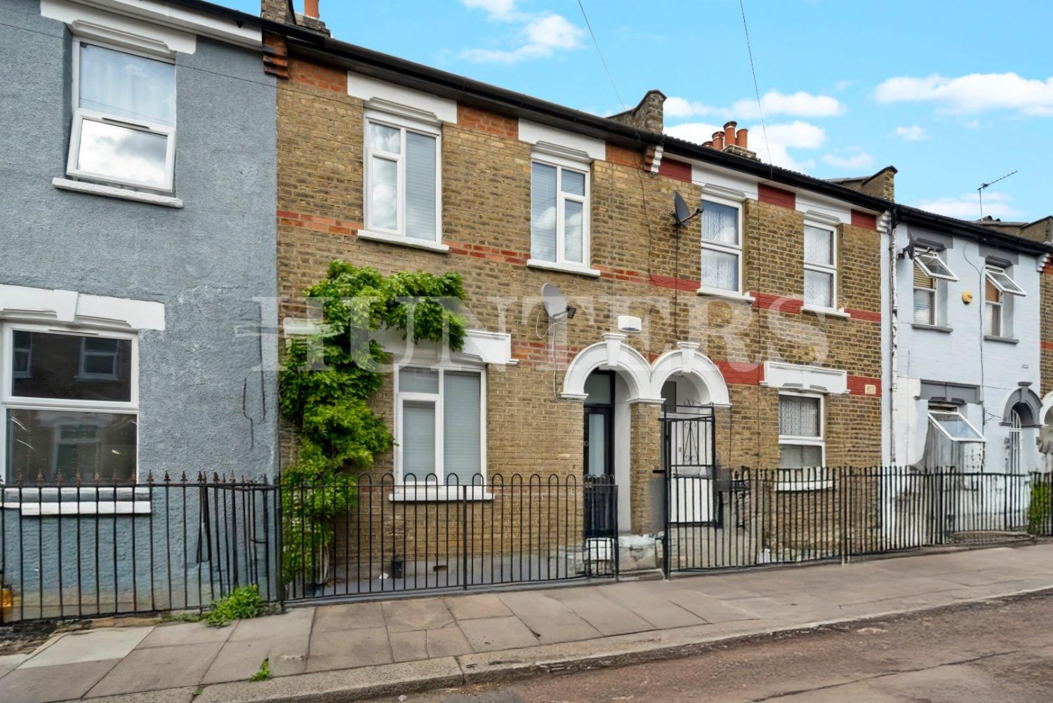 Baronet Grove, London, N17