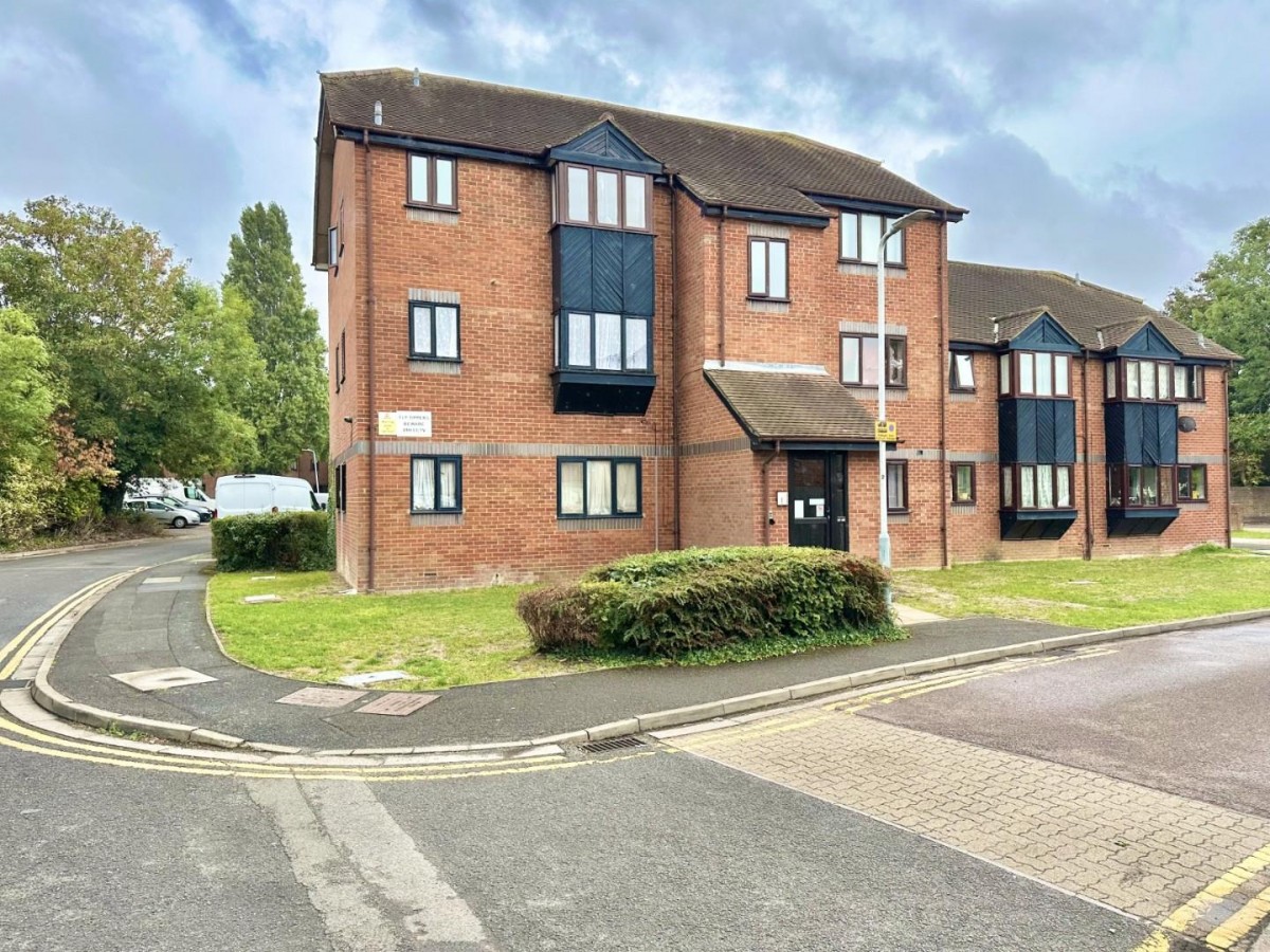 Willenhall Drive, Hayes, UB3 2UX