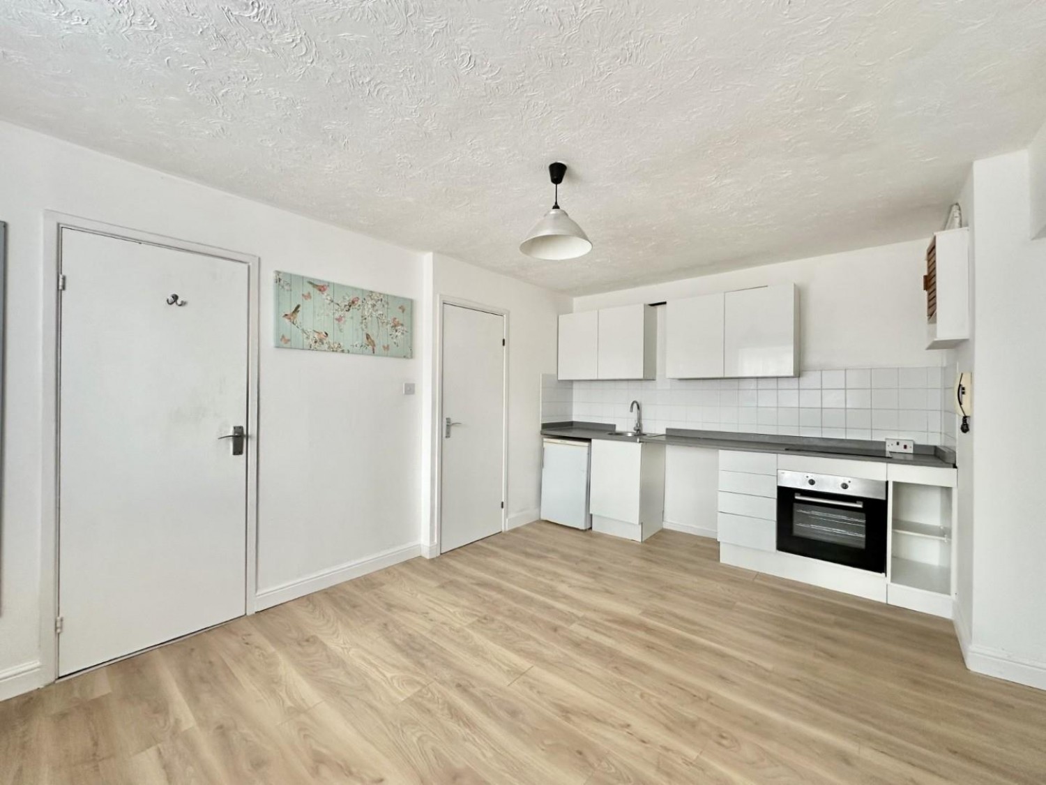 Willenhall Drive, Hayes, UB3 2UX