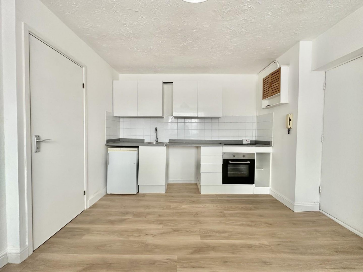 Willenhall Drive, Hayes, UB3 2UX