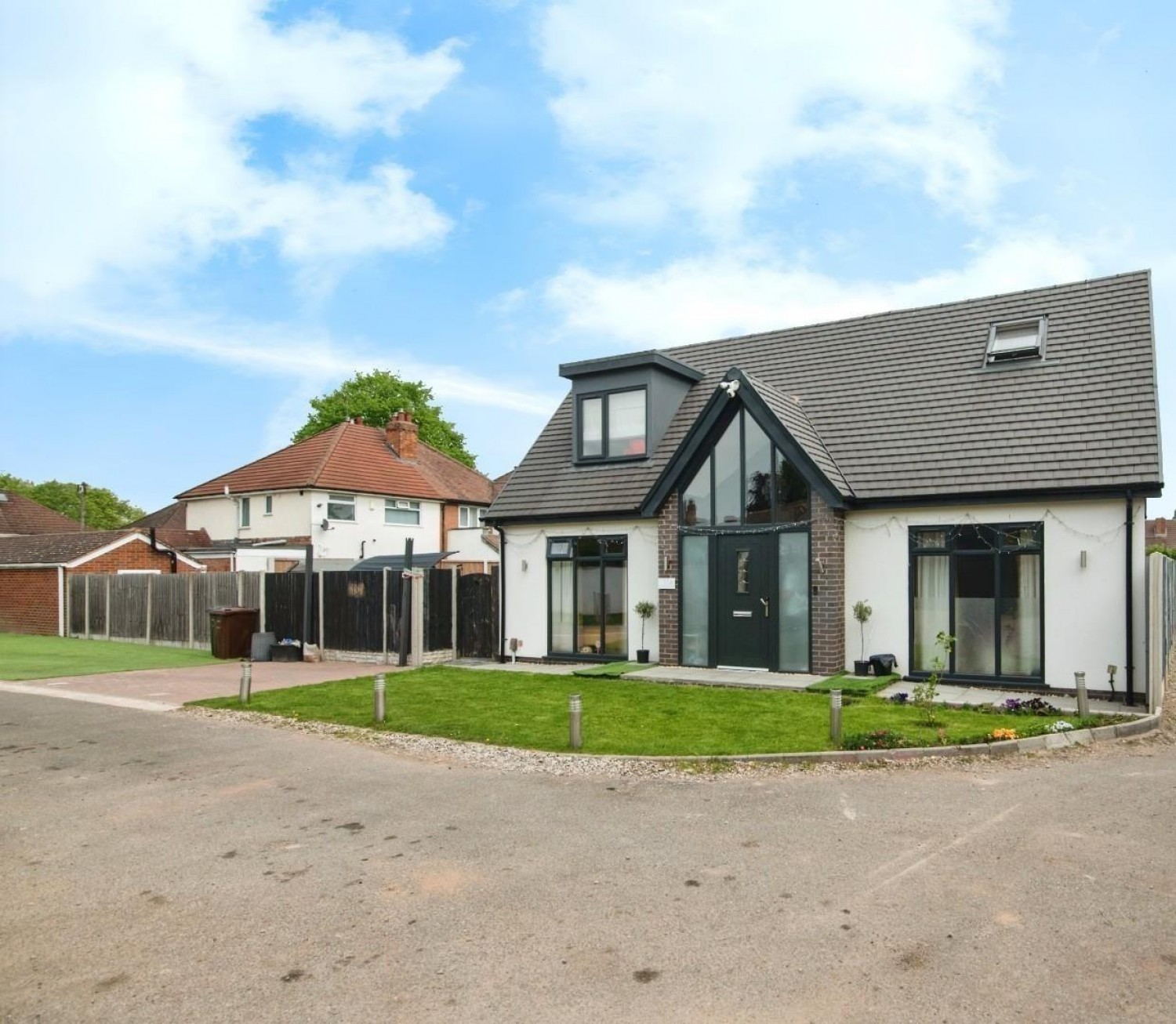 Lighthorne Road, Solihull B91 2BD
