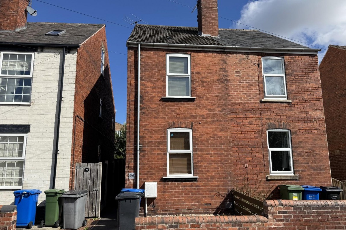 Holland Road, Old Whittington, Chesterfield