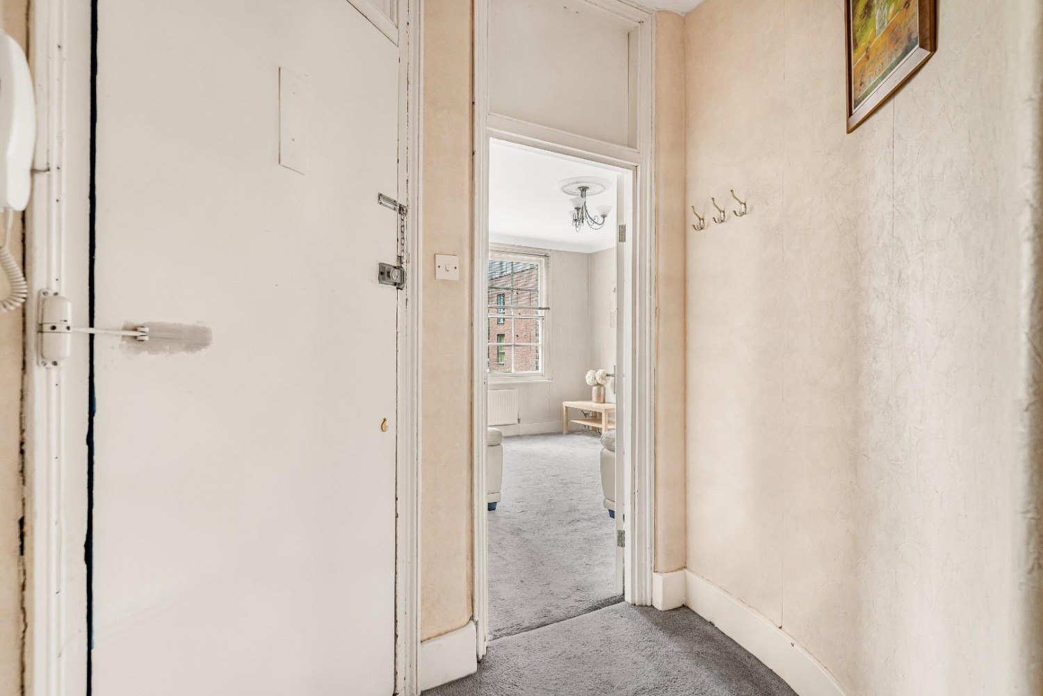 Lomond Grove, London, SE5